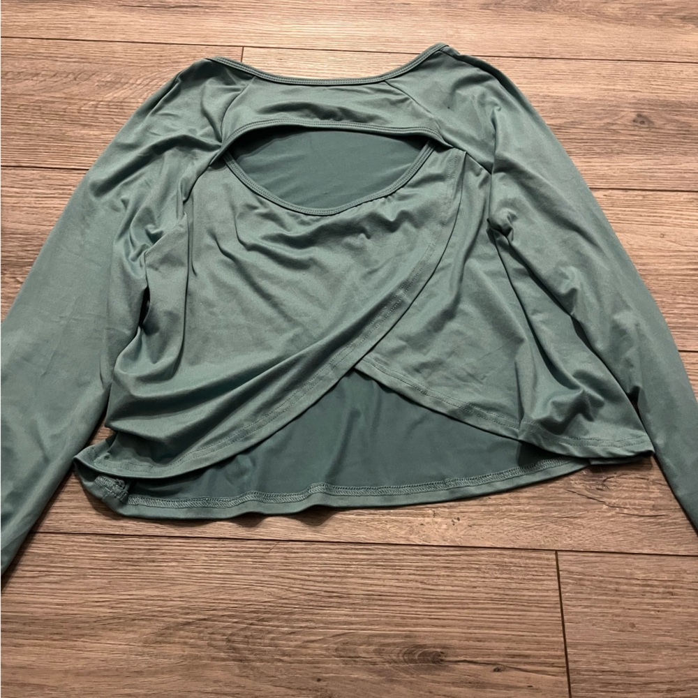 SHEIN blue top